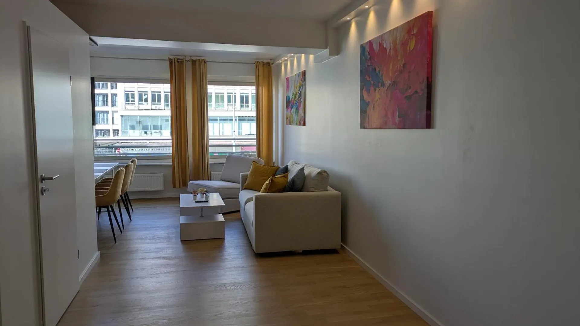 Muenchen Direkt Am Karlsplatz - Stachus 70 Qm Mit 2 Schlafzimmer Apartment Mila